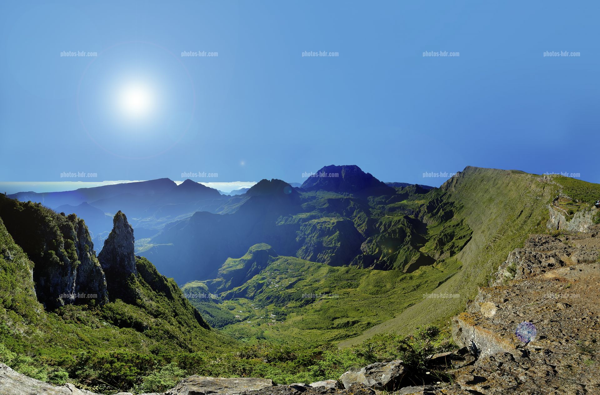 Photo Panoramique depuis le MaÃ¯do de l'ile de la RÃ©union