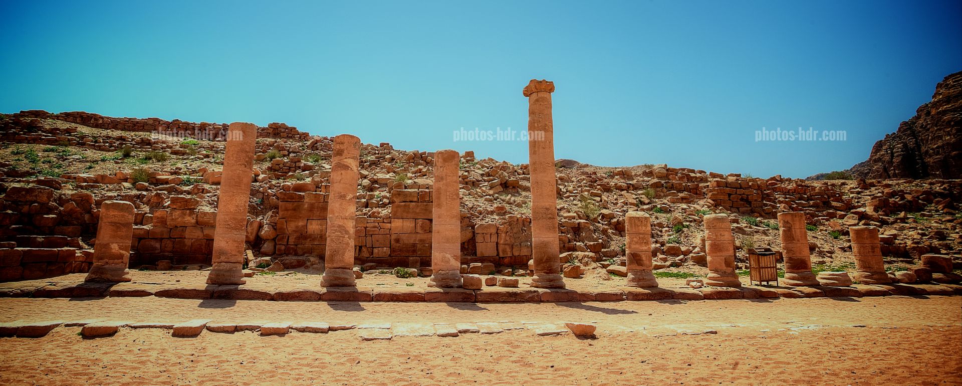 /Ruine romaine Ã  PÃ©tra en Jordanie